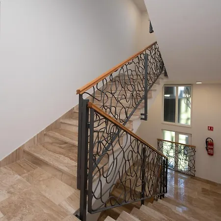 Katicic Apartament *